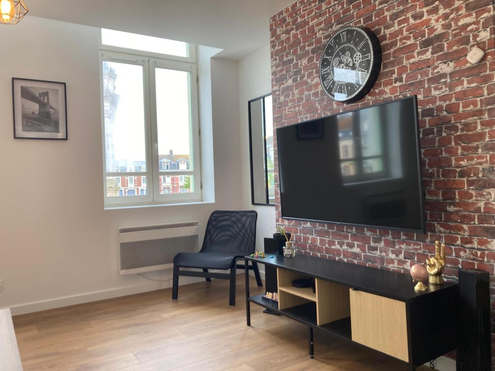 Apartamento Le Gambetta Theatre De Calais Exterior foto